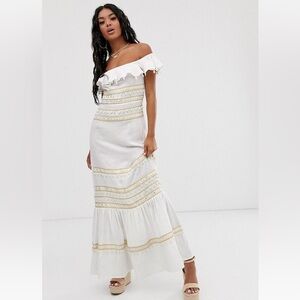 Off the shoulder summer dress with seashell details